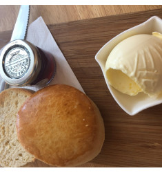 Classic scones with jam & clotted cream 